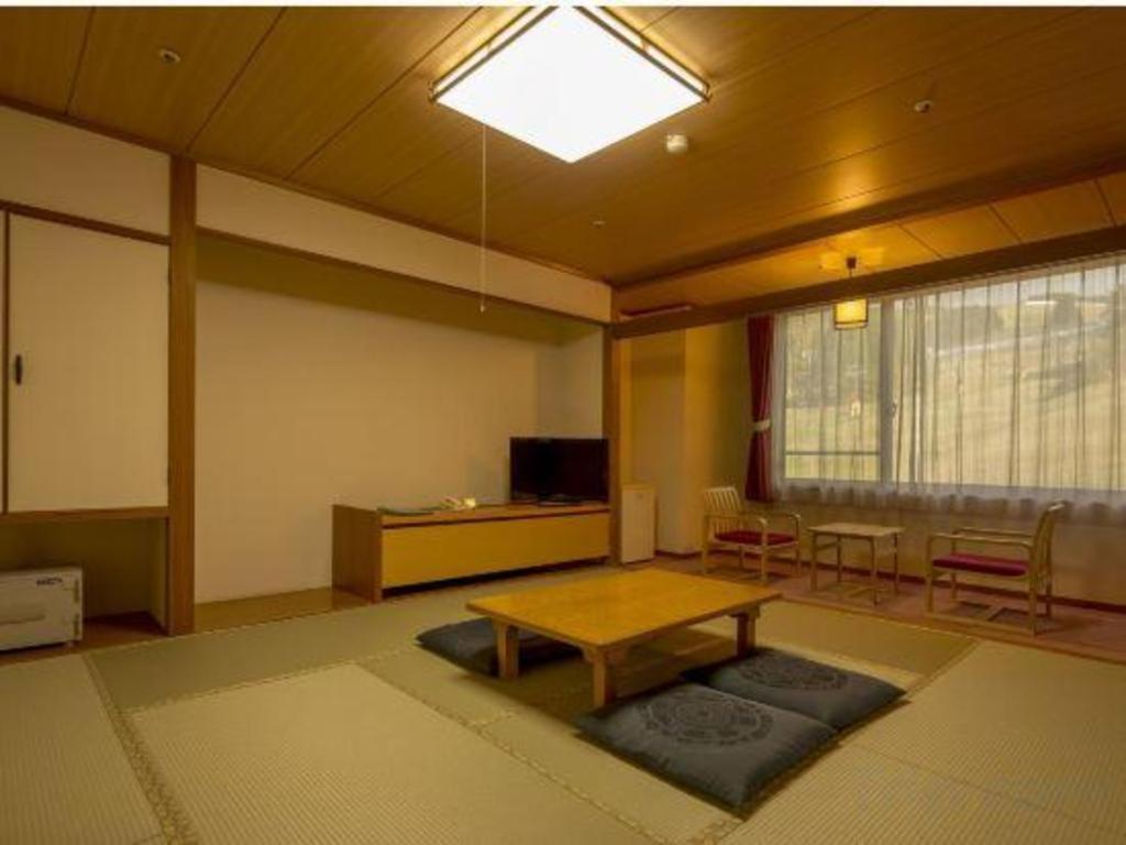Washigatake Kogen Hotel Rainbow Gujo Ngoại thất bức ảnh